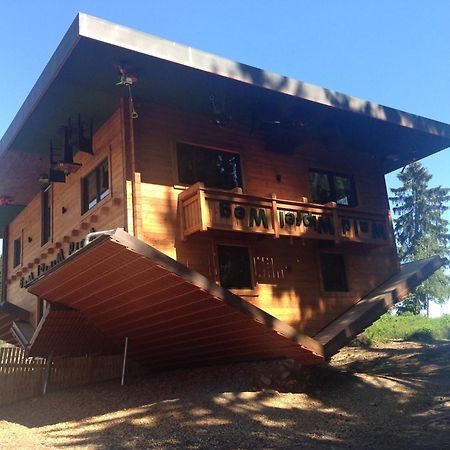 Welcoming Chalet Near Forest In Rohrnbach Exterior photo
